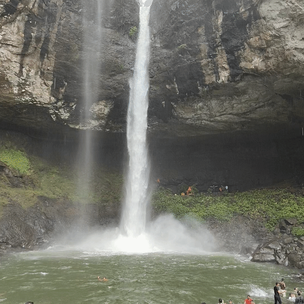 A Satisfying Trek to Devkund Waterfall